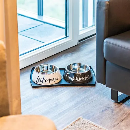 Apartment Prora - Ferienwohnung mit Balkon, Meerblick und E-Ladestation - Meerzeit